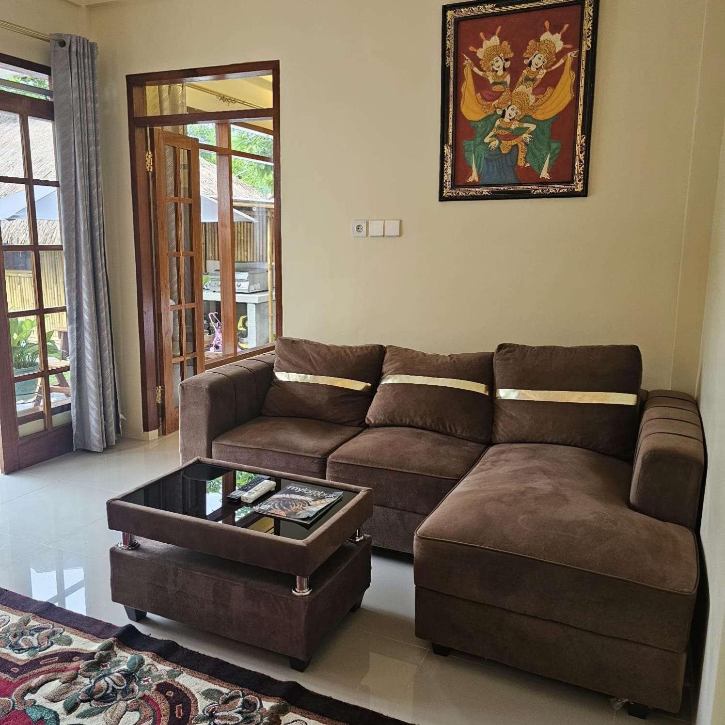 Suci'S Friendly Apartments Mataram Exterior photo
